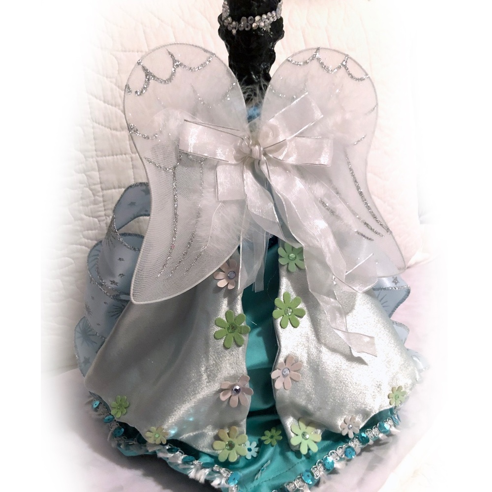 Angel - Picture 5 of 8